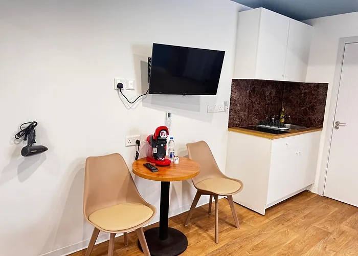 Modern Studio Nr6 Private Kitchenette And Bathroom