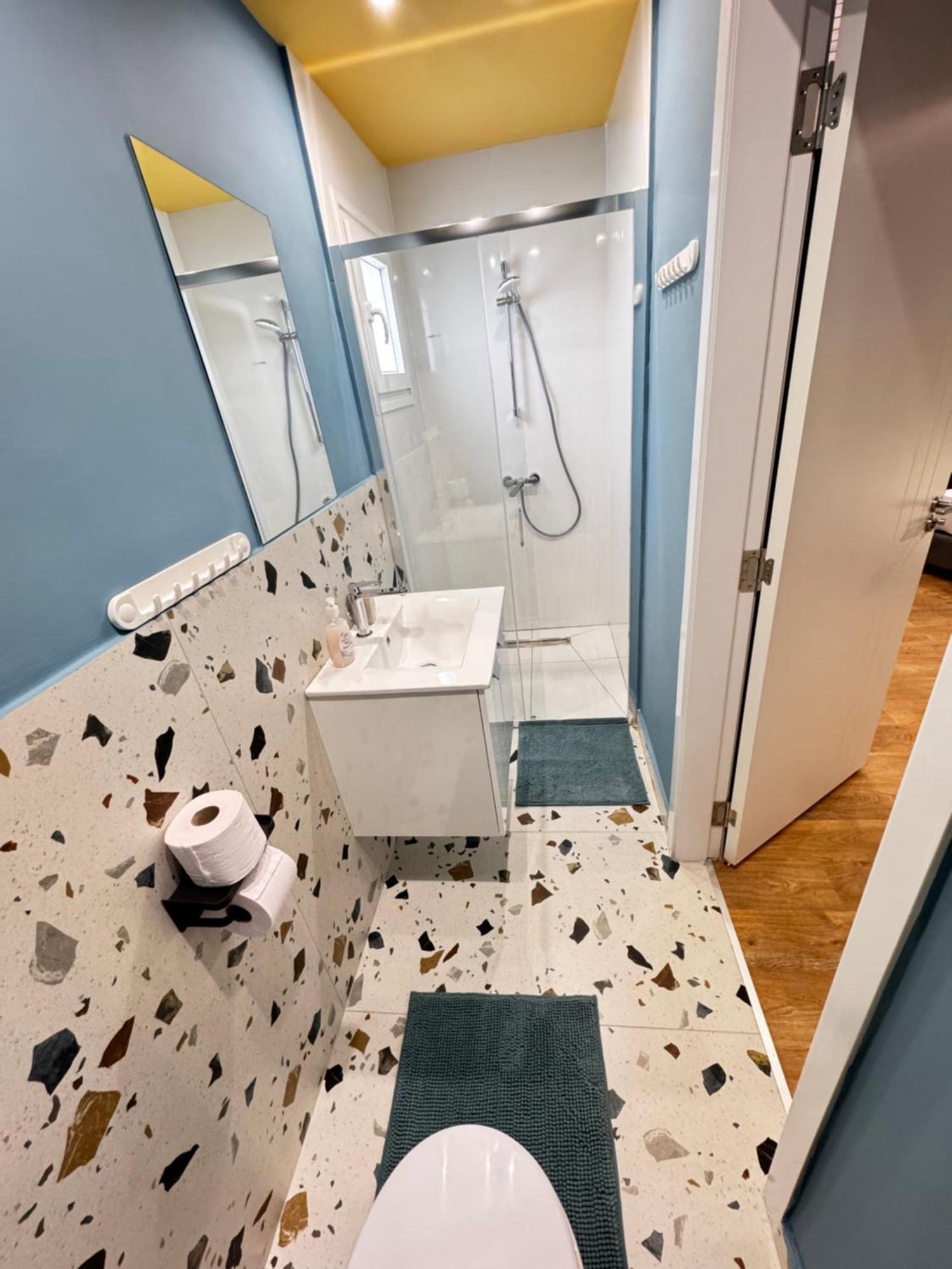 Modern Nr6 Private Kitchenette And Bathroom * Limassol